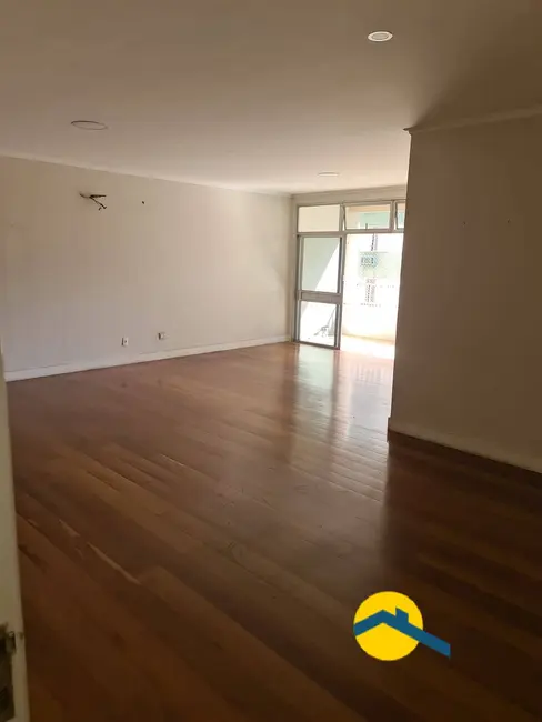 Foto 1 de Apartamento com 4 quartos à venda, 250m2 em Icaraí, Niteroi - RJ