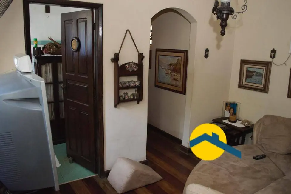 Foto 9 de Casa com 6 quartos à venda, 240m2 em São Domingos, Niteroi - RJ