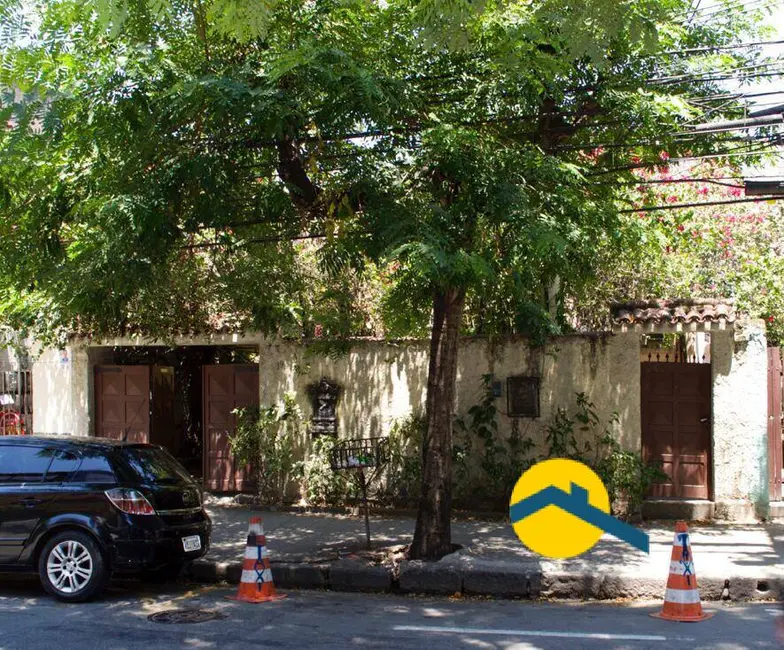 Foto 3 de Casa com 6 quartos à venda, 240m2 em São Domingos, Niteroi - RJ