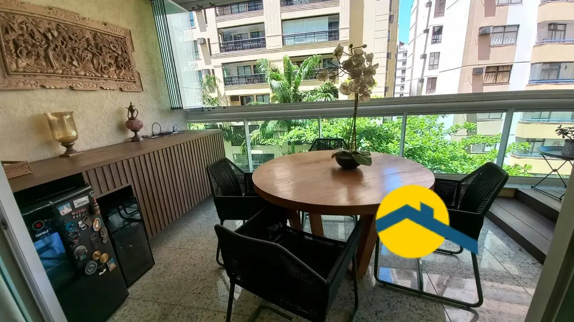 Foto 3 de Apartamento com 4 quartos à venda, 147m2 em Icaraí, Niteroi - RJ