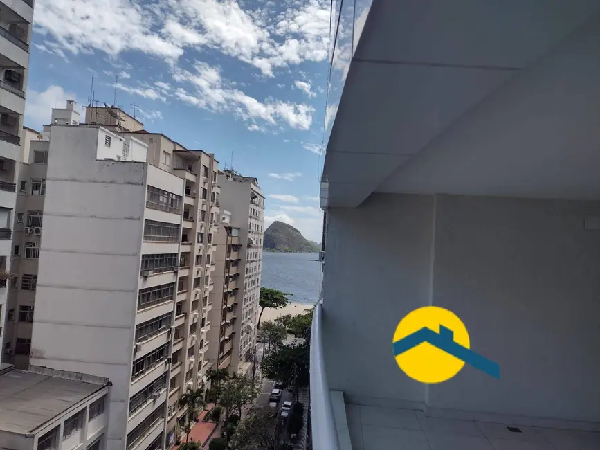 Foto 2 de Apartamento com 4 quartos à venda, 202m2 em Icaraí, Niteroi - RJ
