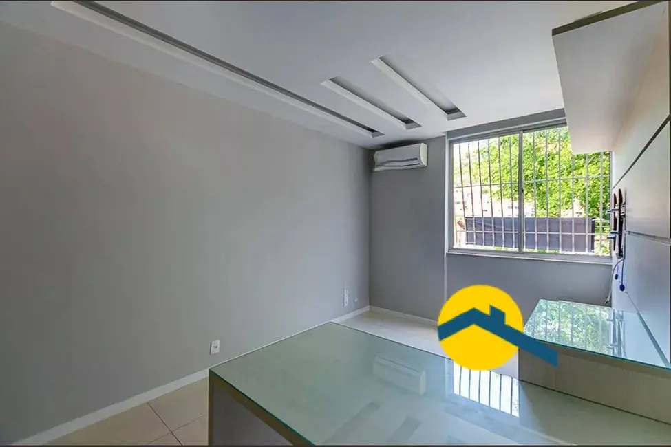 Foto 3 de Apartamento com 2 quartos à venda, 75m2 em Santa Rosa, Niteroi - RJ