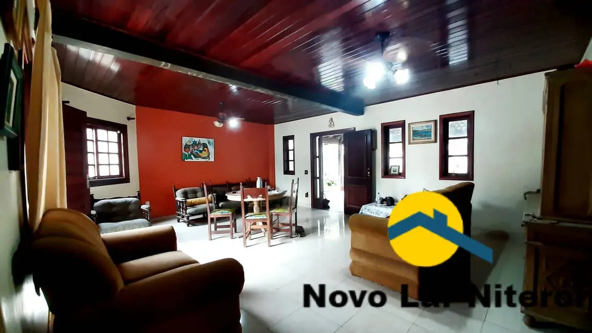 Foto 1 de Casa com 5 quartos à venda, 437m2 em Camboinhas, Niteroi - RJ