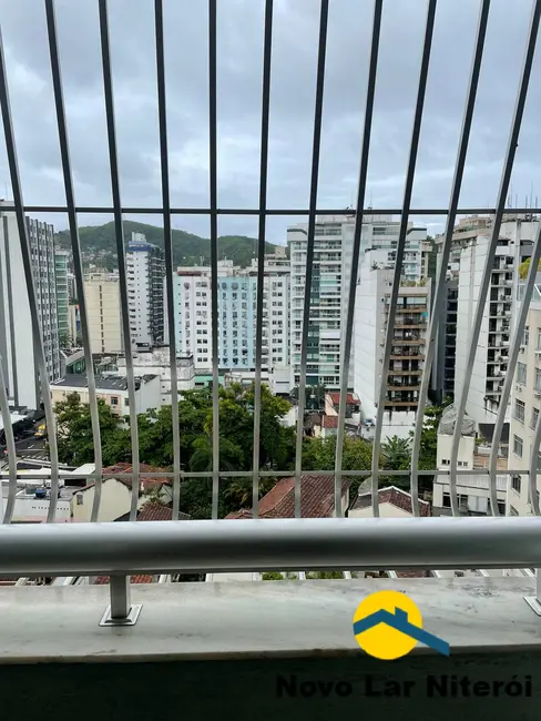 Foto 2 de Apartamento com 3 quartos à venda, 130m2 em Icaraí, Niteroi - RJ