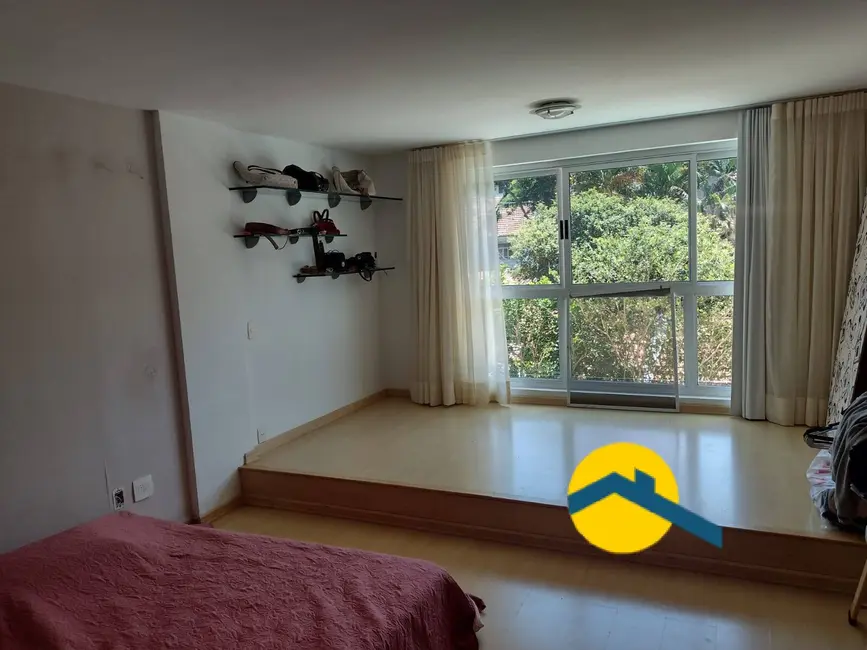 Foto 9 de Casa com 2 quartos à venda, 132m2 em São Francisco, Niteroi - RJ