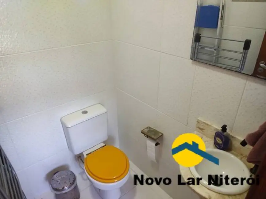 Foto 2 de Casa com 3 quartos à venda, 200m2 em Maravista, Niteroi - RJ