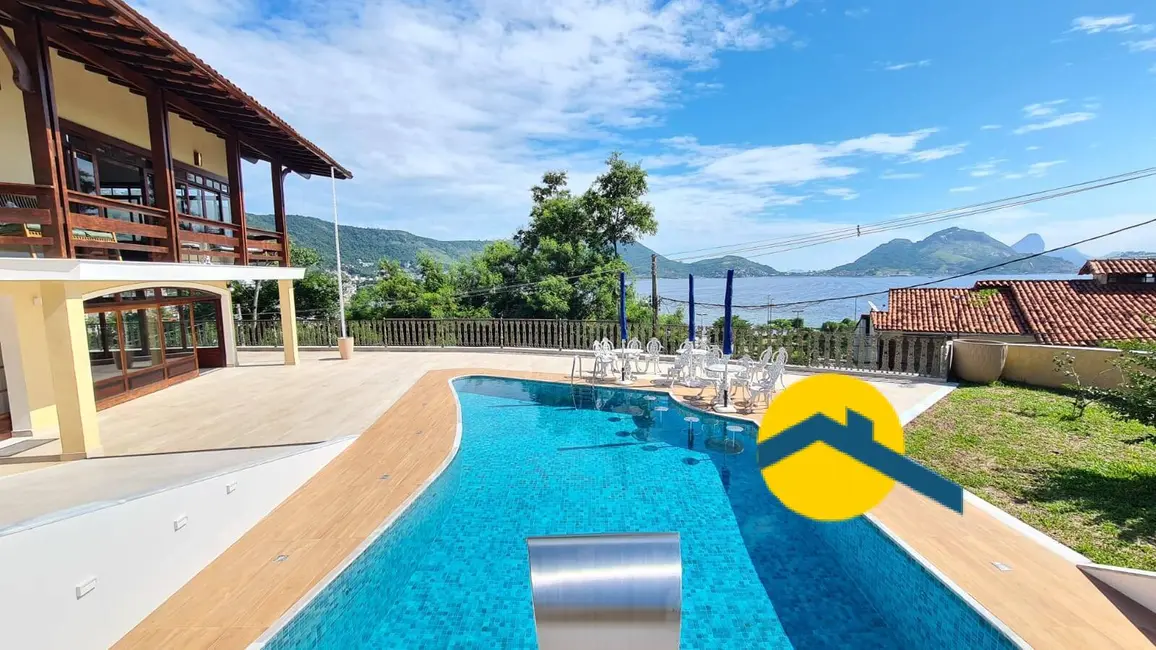 Foto 1 de Casa com 5 quartos à venda, 480m2 em São Francisco, Niteroi - RJ
