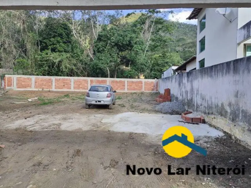 Foto 1 de Terreno / Lote à venda, 450m2 em Engenho do Mato, Niteroi - RJ