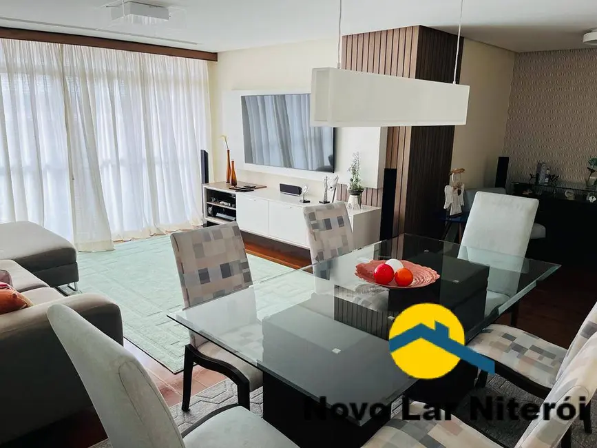 Foto 1 de Apartamento com 4 quartos à venda, 160m2 em Icaraí, Niteroi - RJ