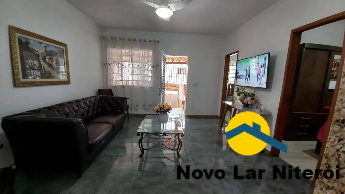Foto 2 de Casa com 3 quartos à venda, 177m2 em São Lourenço, Niteroi - RJ