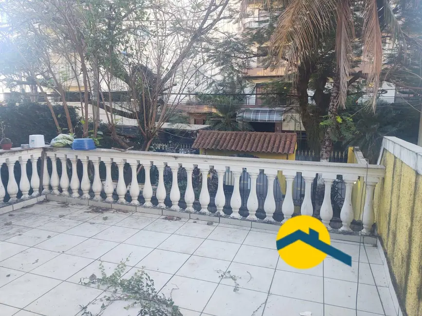 Foto 2 de Casa com 3 quartos à venda, 250m2 em Centro, Sao Goncalo - RJ