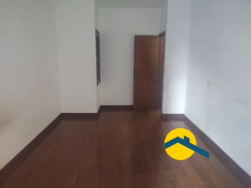 Foto 7 de Casa com 3 quartos à venda, 250m2 em Centro, Sao Goncalo - RJ