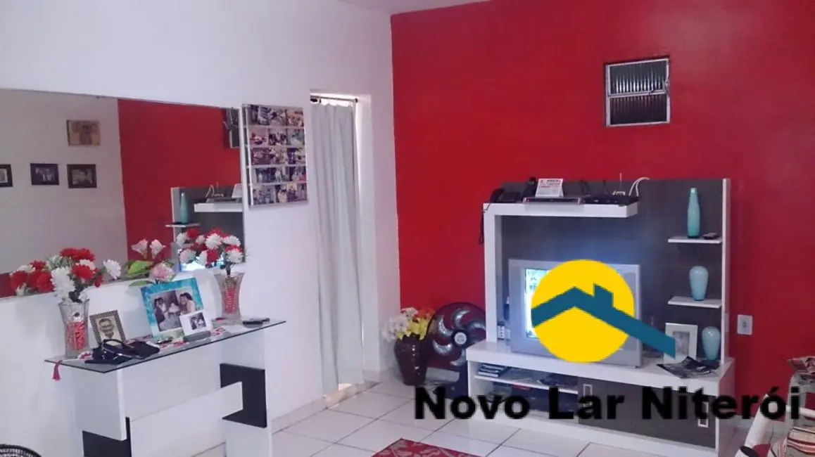 Foto 2 de Casa com 2 quartos à venda, 278m2 em Niteroi - RJ