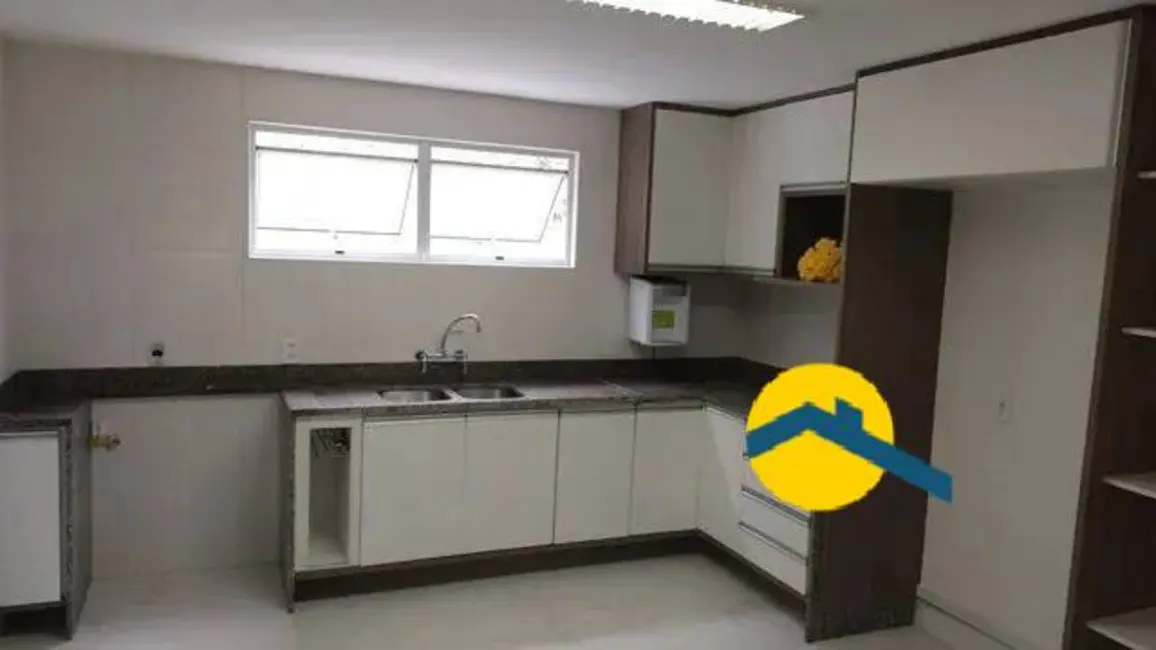 Foto 6 de Casa com 4 quartos à venda, 198m2 em Serra Grande, Niteroi - RJ