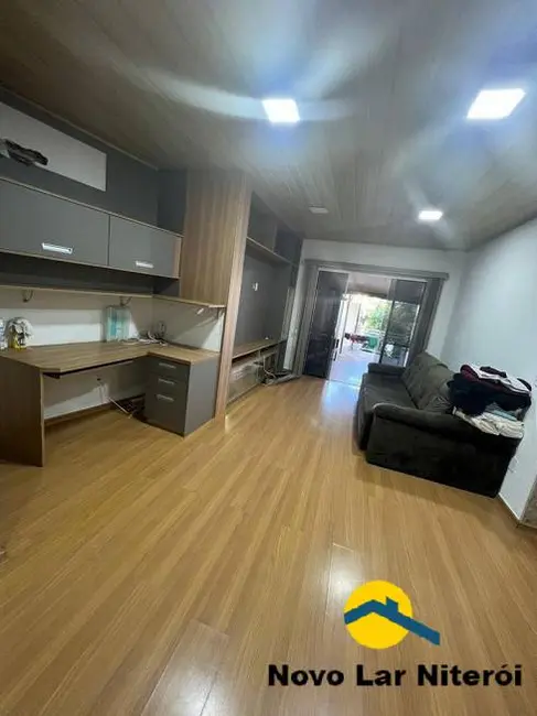 Foto 1 de Casa com 4 quartos à venda, 196m2 em Maravista, Niteroi - RJ