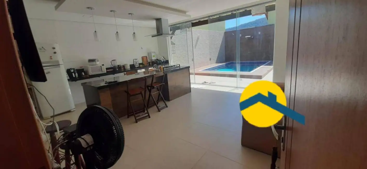Foto 4 de Casa com 3 quartos à venda, 400m2 em Piratininga, Niteroi - RJ