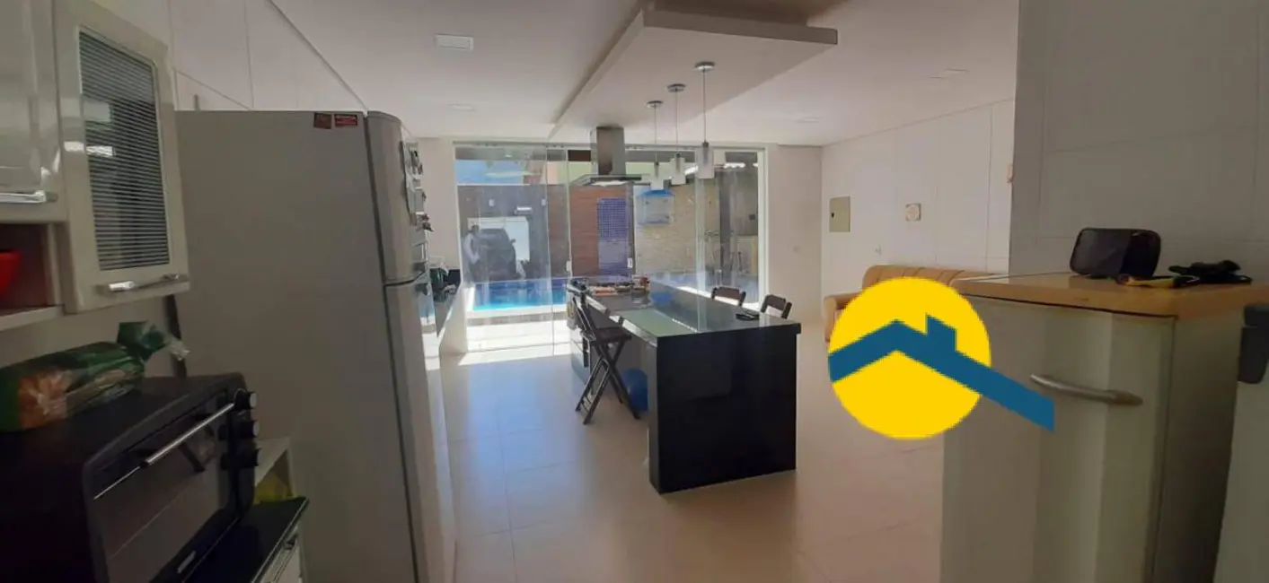 Foto 3 de Casa com 3 quartos à venda, 400m2 em Piratininga, Niteroi - RJ