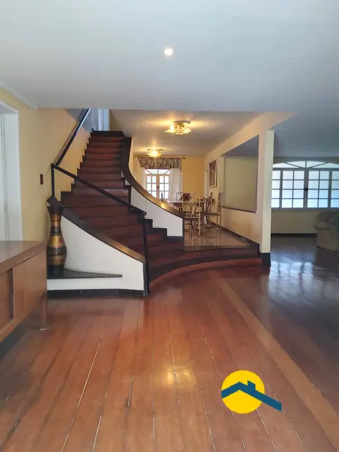 Foto 8 de Casa com 5 quartos à venda, 320m2 em Maria Paula, Niteroi - RJ