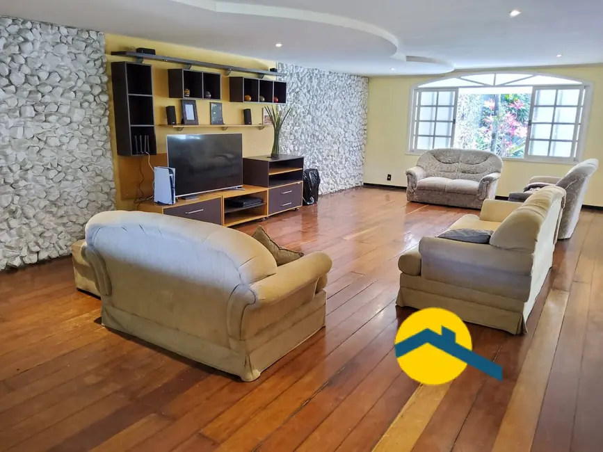 Foto 6 de Casa com 5 quartos à venda, 320m2 em Maria Paula, Niteroi - RJ