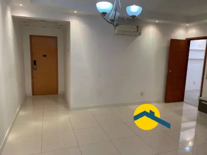 Foto 2 de Apartamento com 3 quartos à venda, 120m2 em Icaraí, Niteroi - RJ