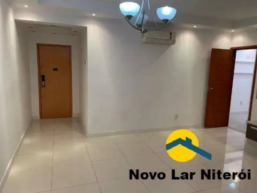 Foto 2 de Apartamento com 3 quartos à venda, 120m2 em Icaraí, Niteroi - RJ