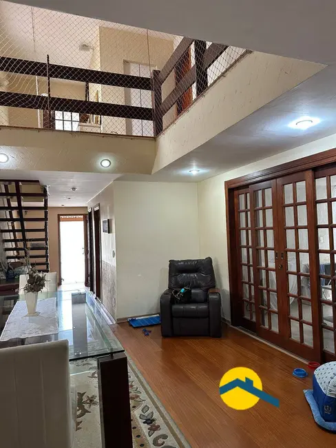 Foto 4 de Casa com 3 quartos à venda, 302m2 em Piratininga, Niteroi - RJ