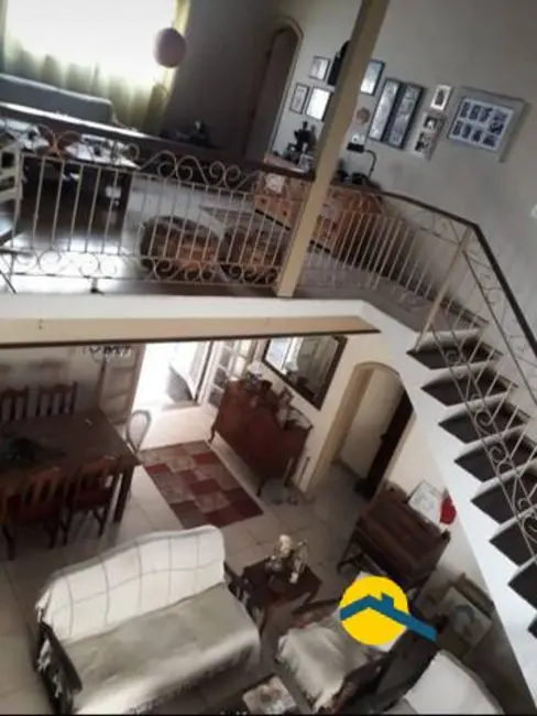 Foto 7 de Casa com 5 quartos à venda, 250m2 em Piratininga, Niteroi - RJ