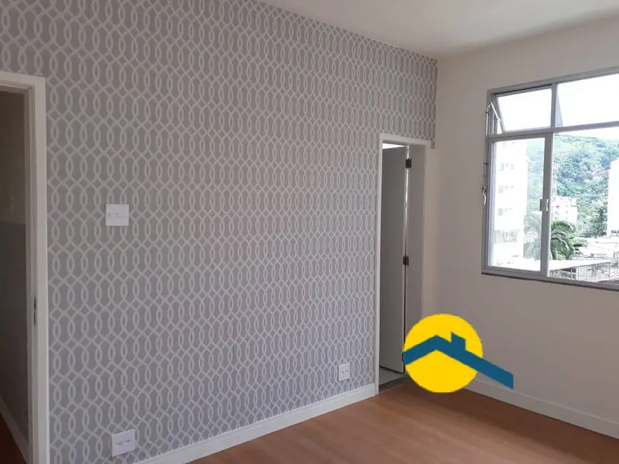 Foto 2 de Casa com 3 quartos à venda, 138m2 em Santa Rosa, Niteroi - RJ