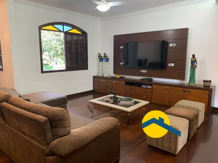 Foto 3 de Casa com 4 quartos à venda, 525m2 em Maria Paula, Niteroi - RJ