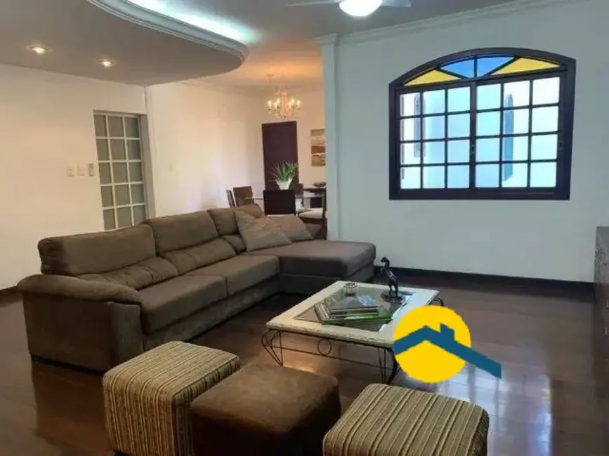 Foto 2 de Casa com 4 quartos à venda, 525m2 em Maria Paula, Niteroi - RJ