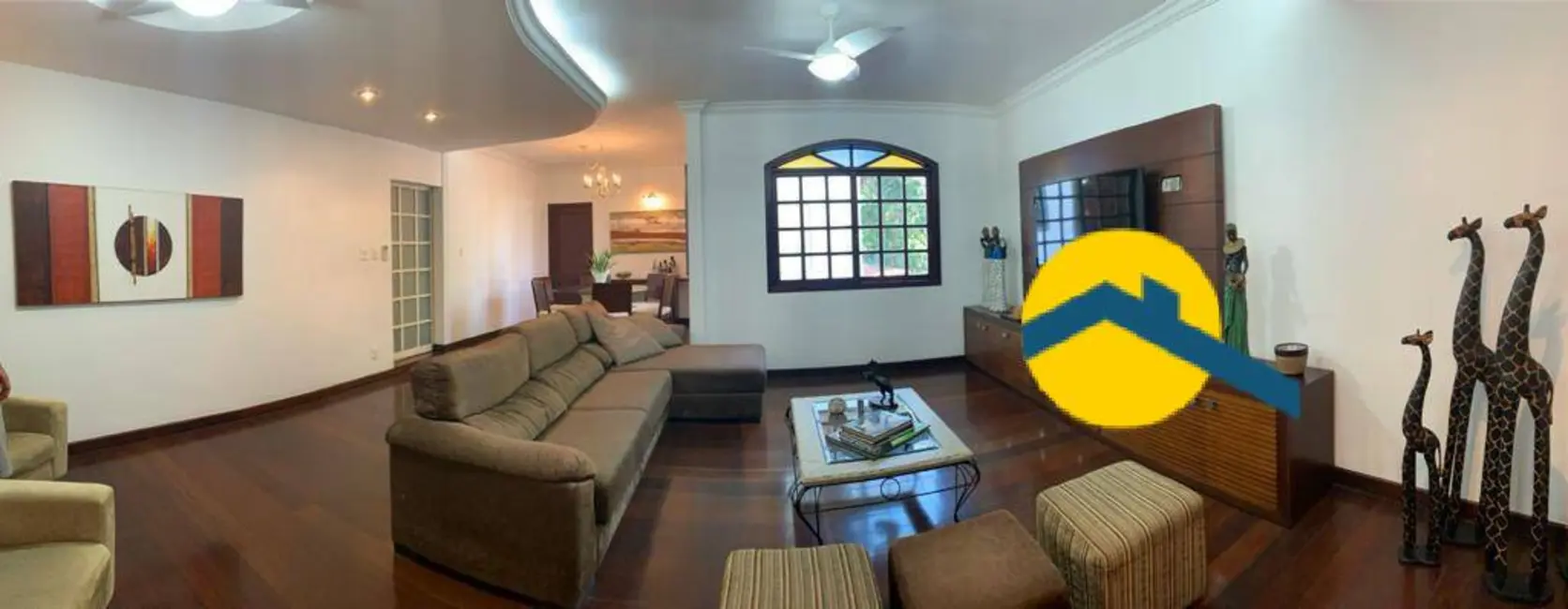 Foto 1 de Casa com 4 quartos à venda, 525m2 em Maria Paula, Niteroi - RJ