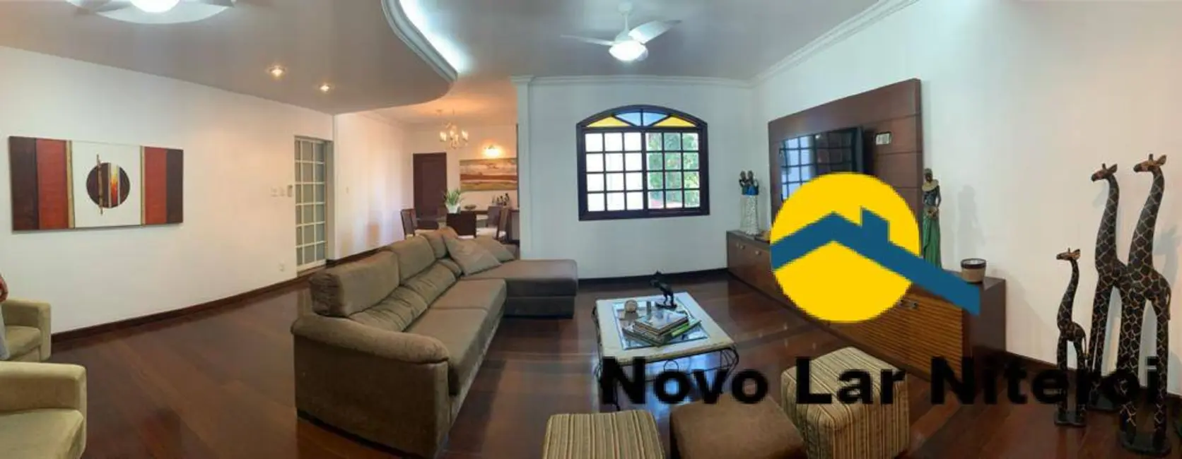 Foto 1 de Casa com 4 quartos à venda, 525m2 em Maria Paula, Niteroi - RJ