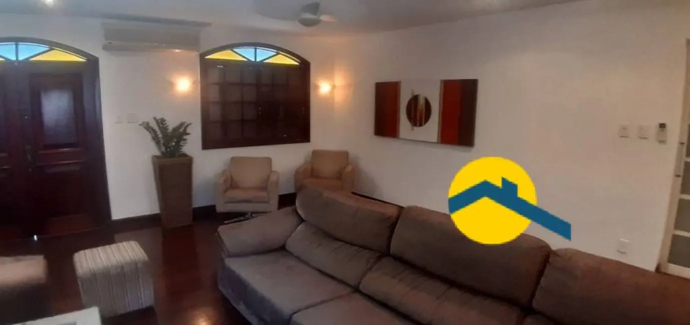 Foto 9 de Casa com 4 quartos à venda, 525m2 em Maria Paula, Niteroi - RJ