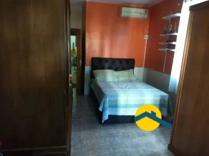 Foto 8 de Casa com 4 quartos à venda, 300m2 em Santa Rosa, Niteroi - RJ