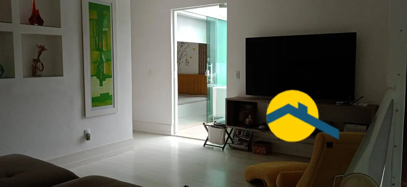 Foto 2 de Casa com 3 quartos à venda, 350m2 em Maria Paula, Sao Goncalo - RJ