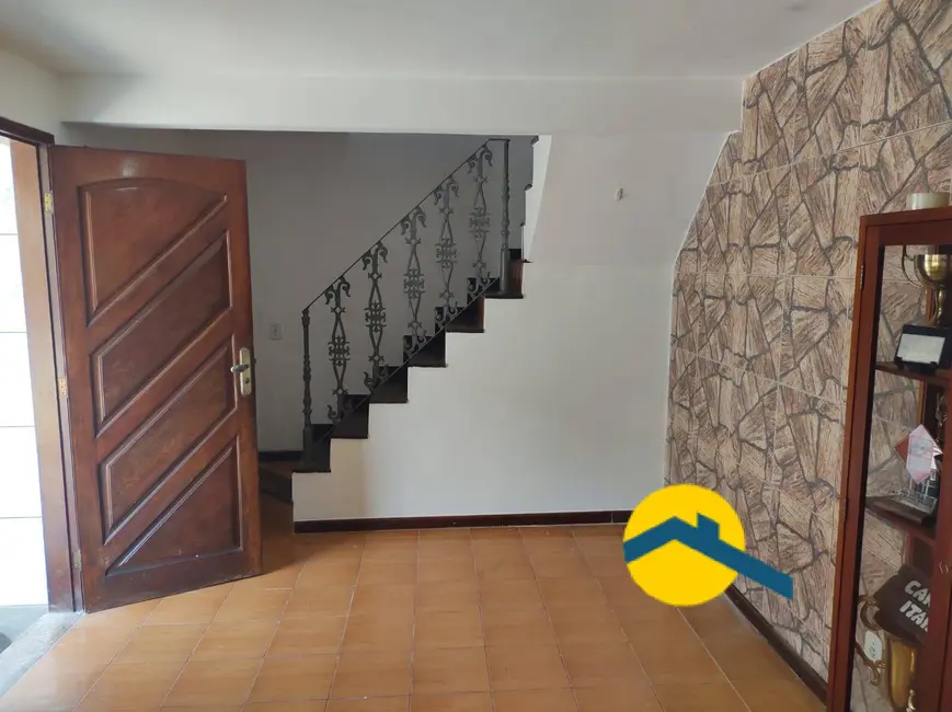 Foto 1 de Casa com 2 quartos à venda, 76m2 em Piratininga, Niteroi - RJ