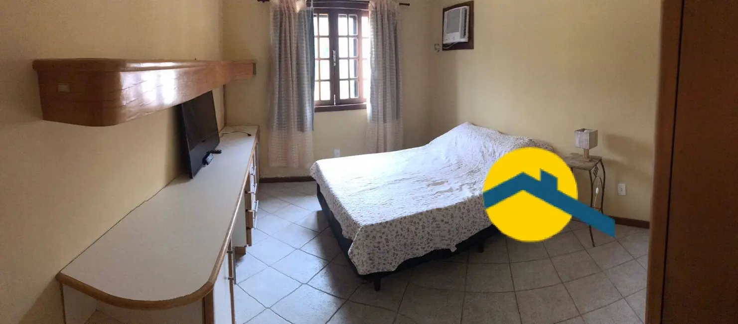 Foto 4 de Casa com 4 quartos à venda, 200m2 em Piratininga, Niteroi - RJ