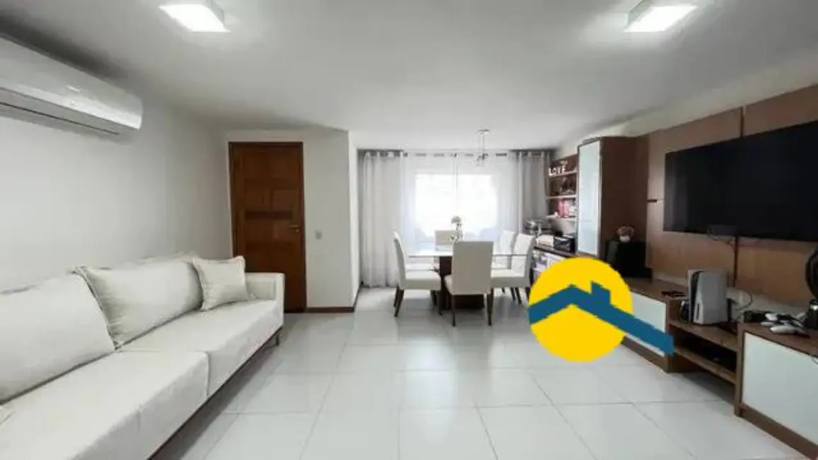 Foto 2 de Casa com 3 quartos à venda, 120m2 em Serra Grande, Niteroi - RJ