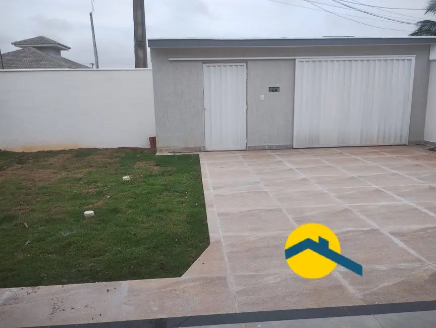 Foto 2 de Casa com 3 quartos à venda, 110m2 em Jardim Atlântico Central (Itaipuaçu), Marica - RJ