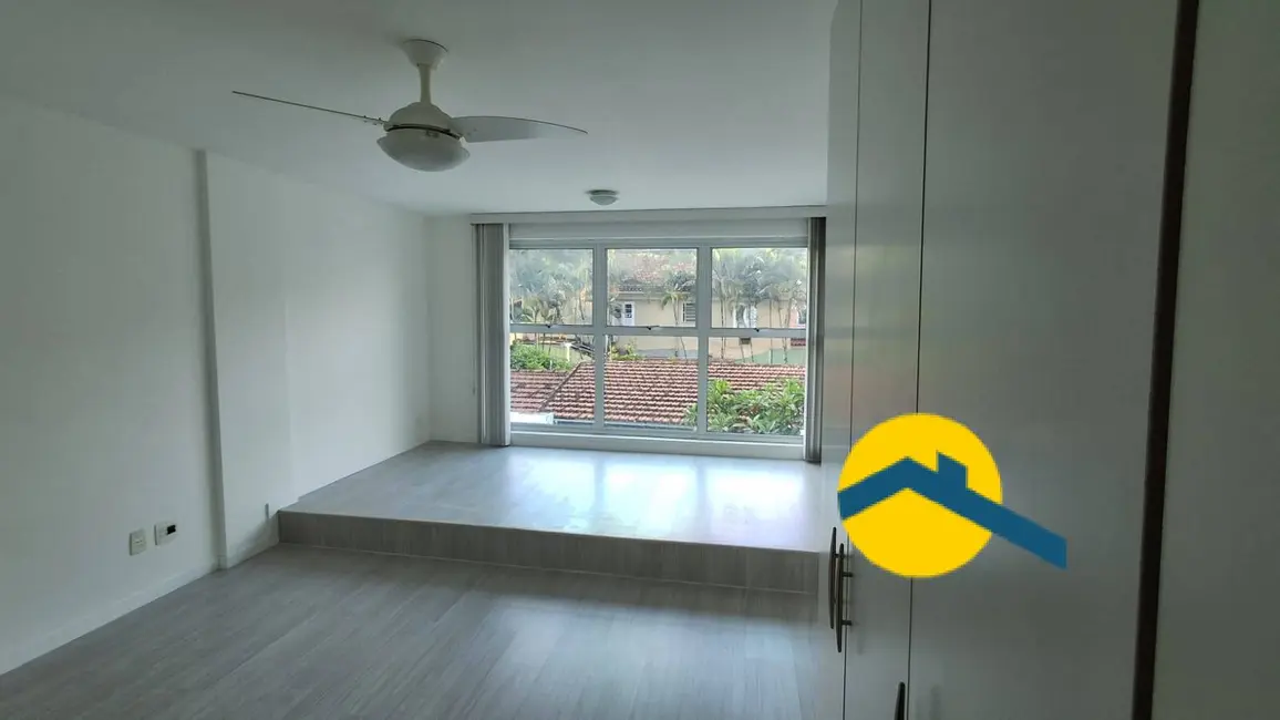 Foto 7 de Casa com 2 quartos à venda, 130m2 em São Francisco, Niteroi - RJ