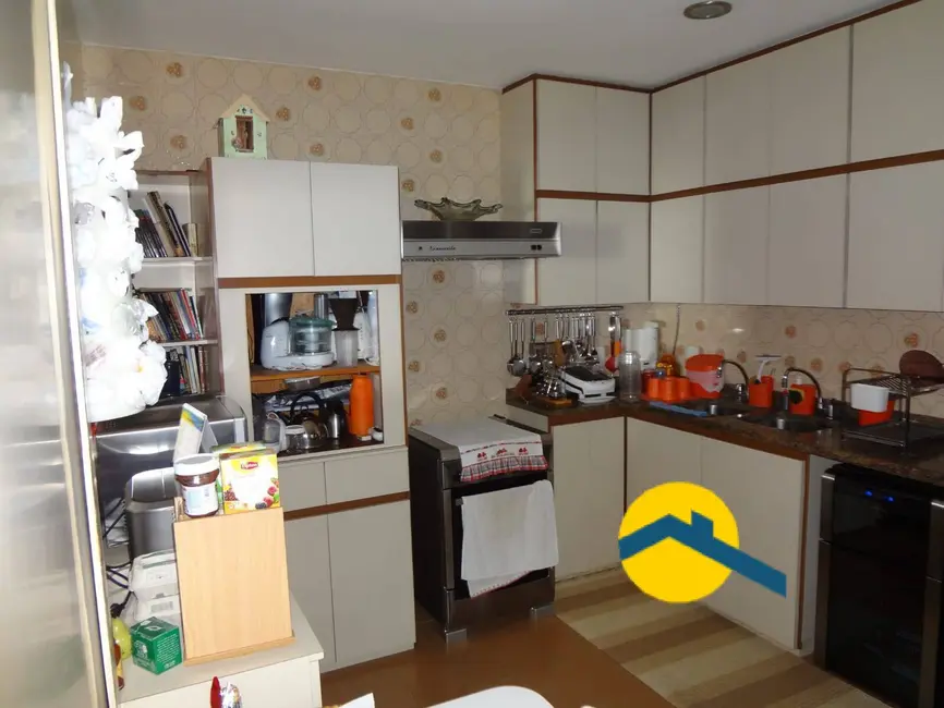 Foto 8 de Casa com 6 quartos à venda, 420m2 em São Francisco, Niteroi - RJ