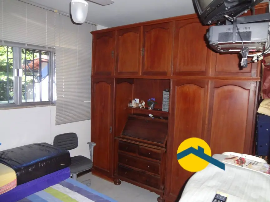 Foto 6 de Casa com 6 quartos à venda, 420m2 em São Francisco, Niteroi - RJ