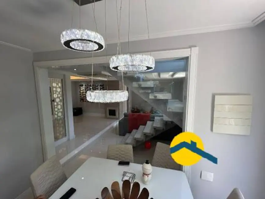 Foto 2 de Casa de Condomínio com 4 quartos à venda, 308m2 em Sapê, Niteroi - RJ