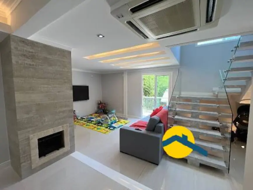 Foto 1 de Casa de Condomínio com 4 quartos à venda, 308m2 em Sapê, Niteroi - RJ