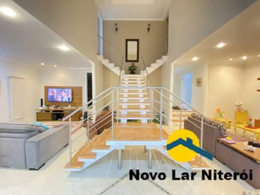 Foto 1 de Casa de Condomínio com 4 quartos à venda, 381m2 em Piratininga, Niteroi - RJ