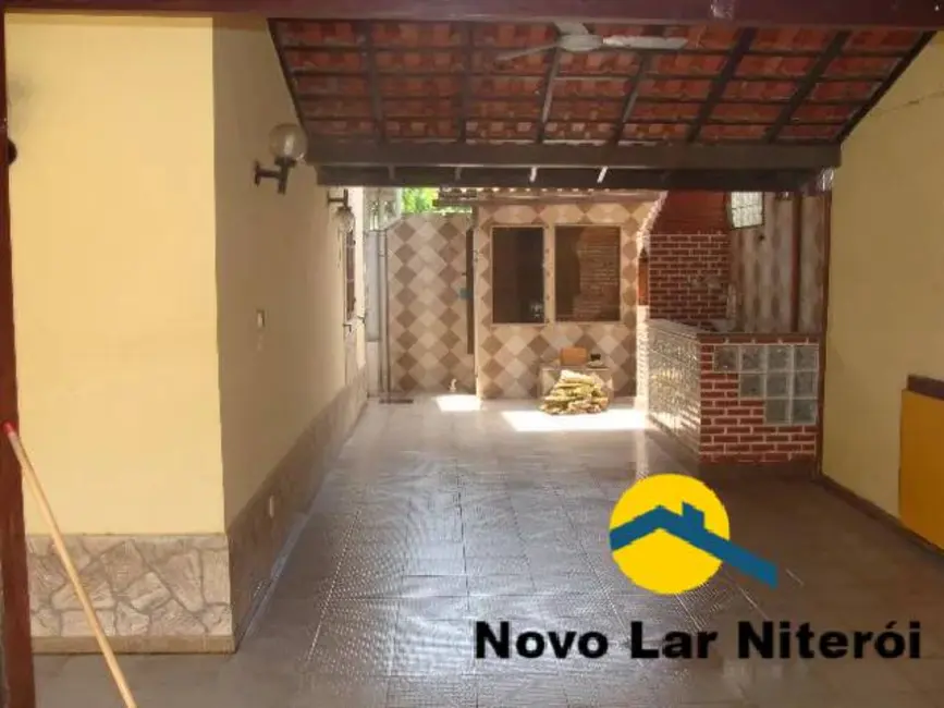 Foto 2 de Casa com 4 quartos à venda, 167m2 em Maravista, Niteroi - RJ