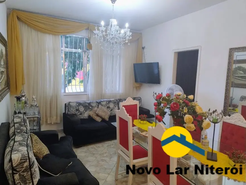 Casa com 8 quartos para alugar, 270m2 em São Domingos, Niteroi - RJ - imagem 3 Foto 3 de Casa com 8 quartos para alugar, 270m2 em São Domingos, Niteroi - RJ
