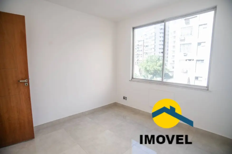 Foto 3 de Apartamento com 2 quartos à venda, 85m2 em Santa Rosa, Niteroi - RJ