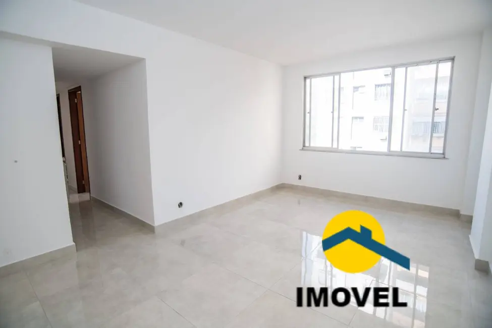 Foto 2 de Apartamento com 2 quartos à venda, 85m2 em Santa Rosa, Niteroi - RJ