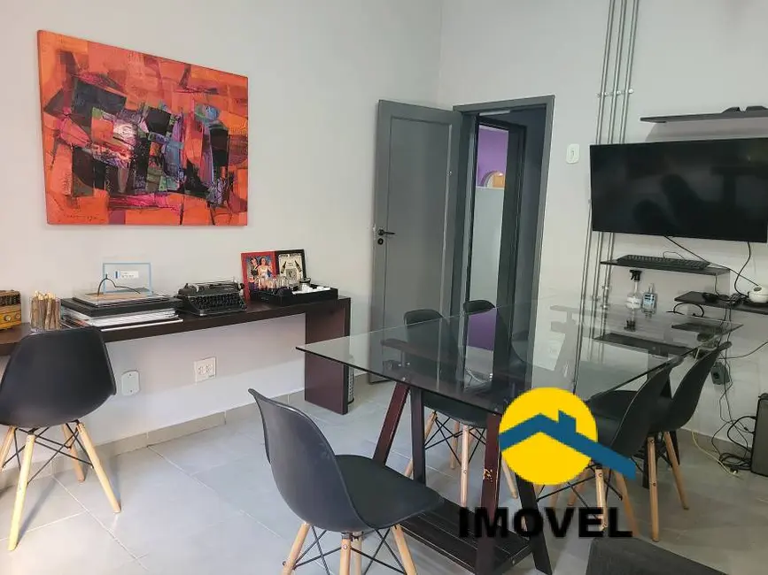 Foto 2 de Casa com 4 quartos à venda, 150m2 em Pe Pequeno, Niteroi - RJ